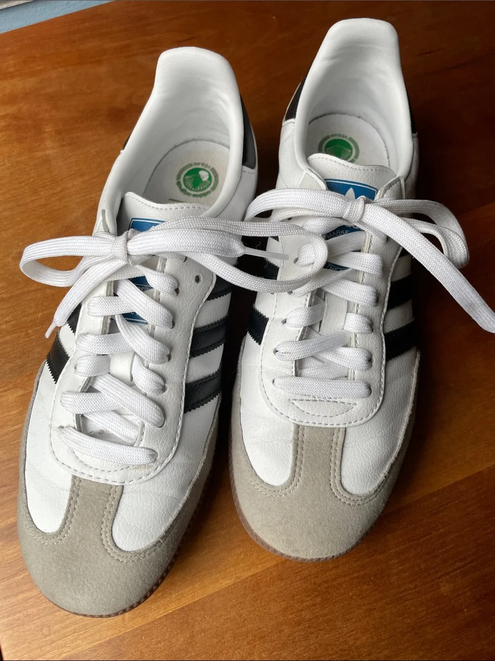 Adidas Samba Classic White & Black  Men’s size 6